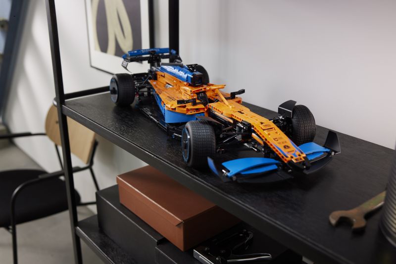 42141_LEGO Technic McLaren Formula 1_(3)