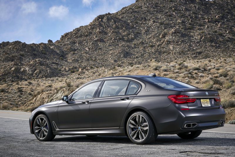 bmw-m760li-xdrive-on-3