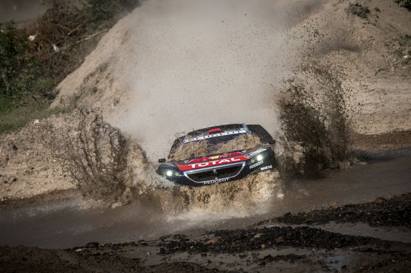 Peugeot 2008DKR _ Dakar2016 (1)