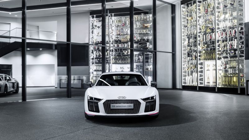 audir8v10plusselection24h01