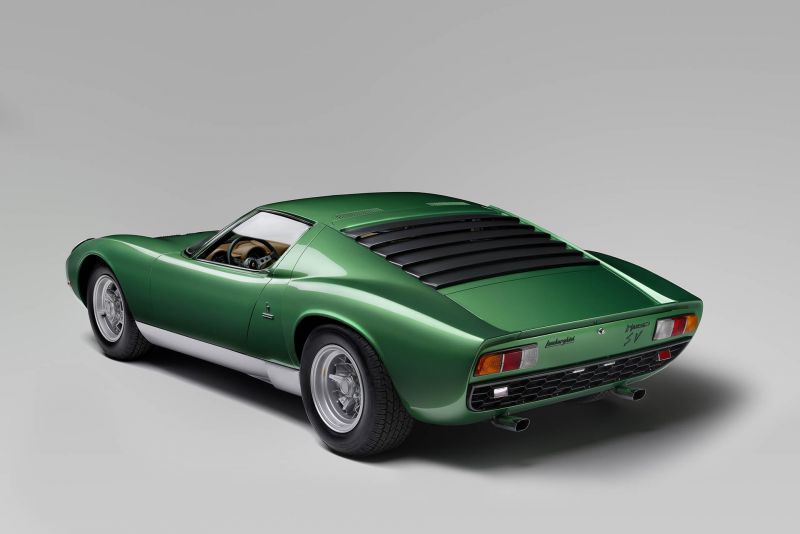 lamborghinimiura50eves05