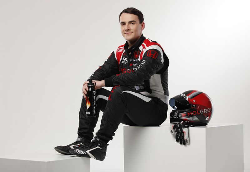 Michelisz_Norbi_burn_2015_6s